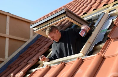Pose de fenêtres de toit Velux à Gémozac